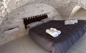 La 13 Guest House